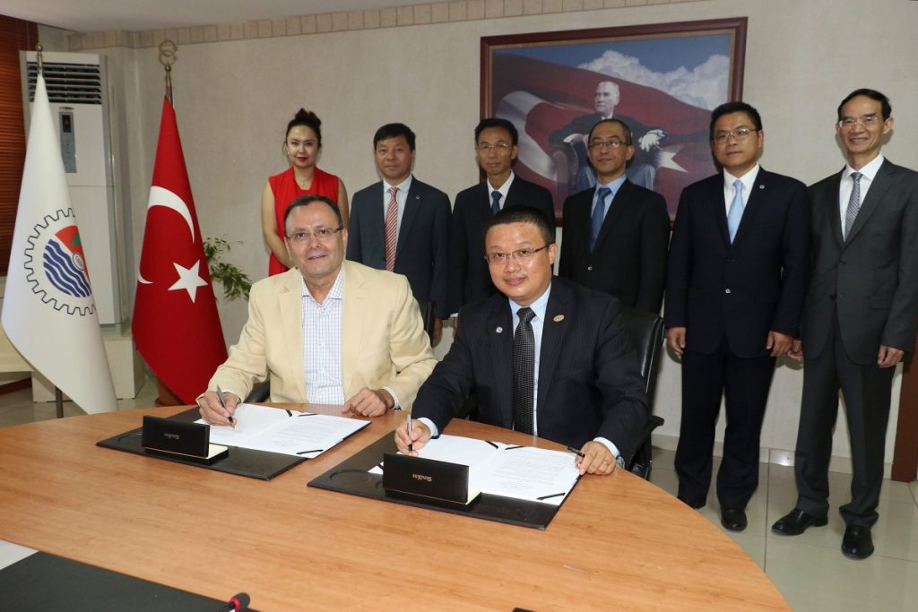 Mersinli ve Çinli İş Adamları MTSO’da Buluştu