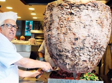 Kokoreçten Sonra Sıra Kebap ve Dönerde